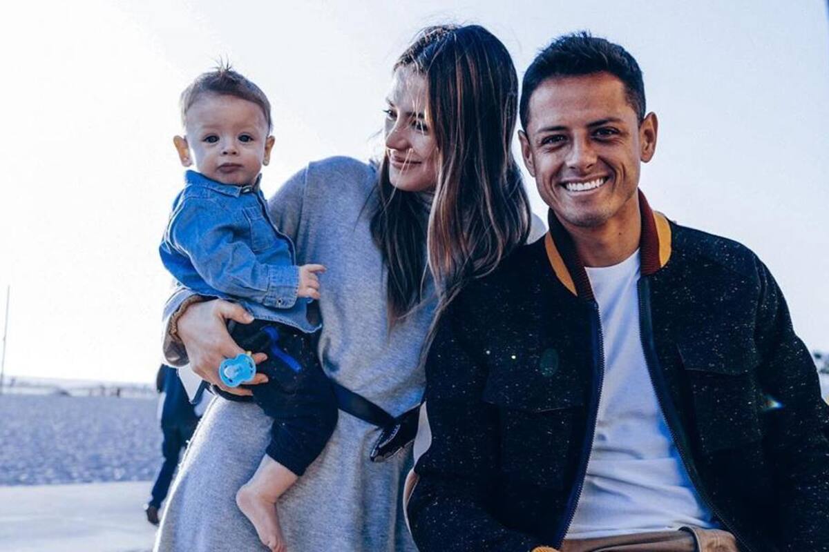 "Chicharito" Hernández ha fortalecido la unión familiar con su esposa e hijo gracias a la cuarentena
