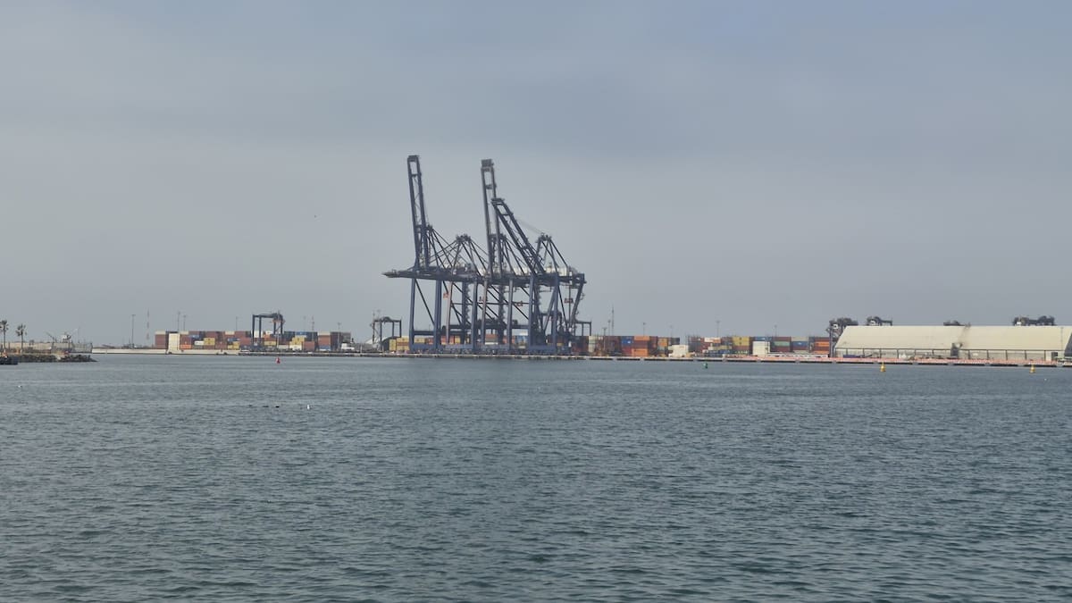 Puerto de Ensenada proyecta nuevas obras mientras empresarios piden atender impacto en la ciudad