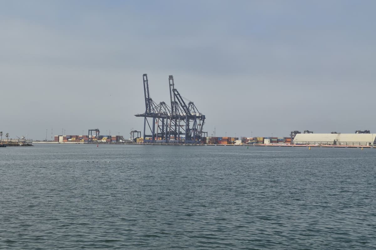 Puerto de Ensenada proyecta nuevas obras mientras empresarios piden atender impacto en la ciudad