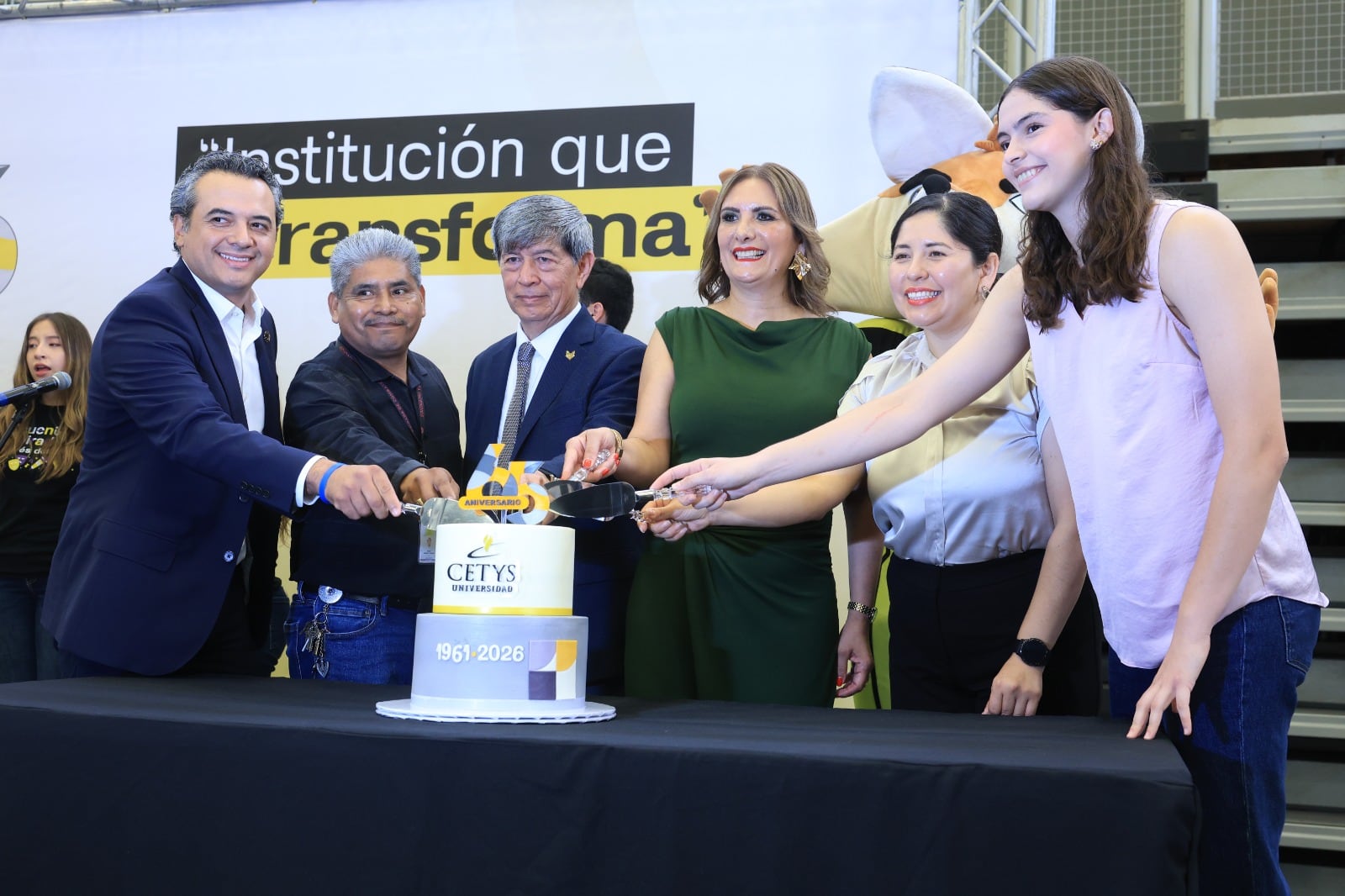 CETYS Universidad conmemoró su 65 aniversario con autoridades del Sistema CETYS y del Campus Tijuana. Foto: Sergio Ortiz