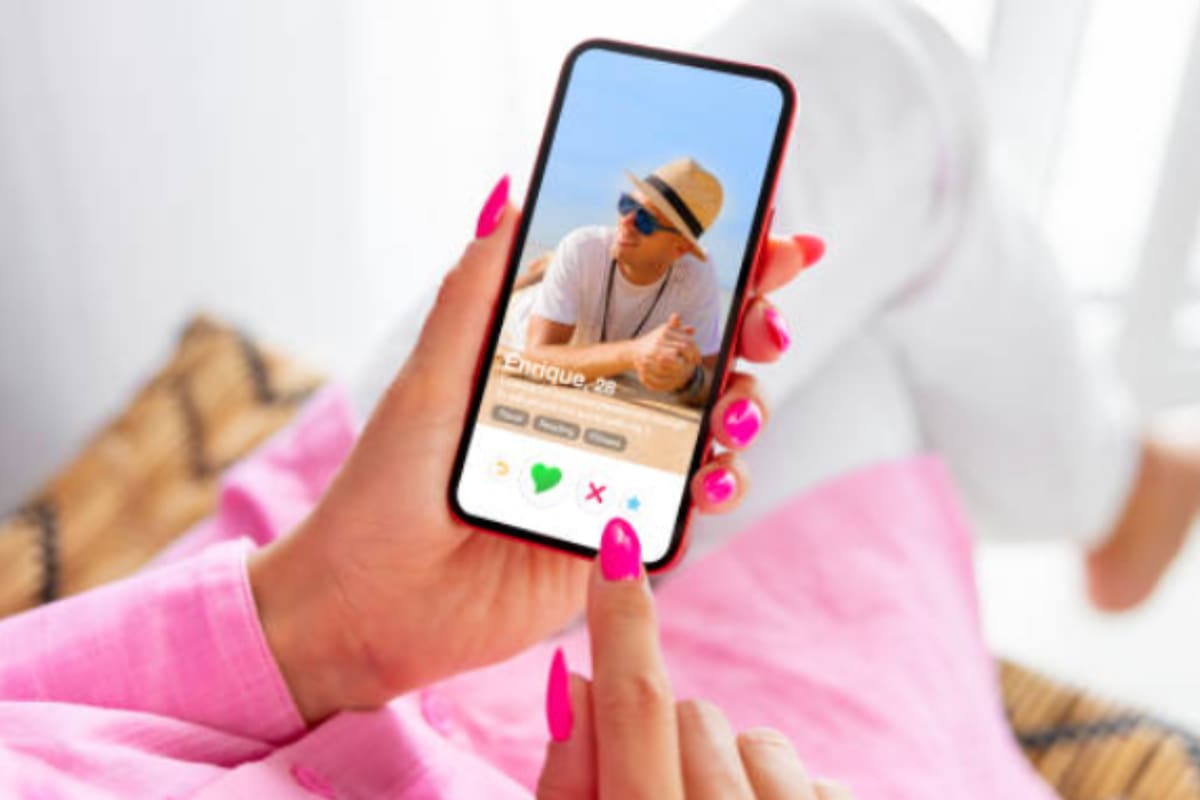 La nueva app de citas que utiliza IA para ayudarte a romper el hielo