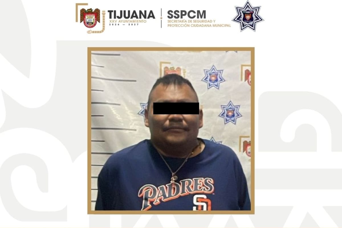 Aseguran a hombre por posesión de narcóticos y su presunta relación con el abandono de persona fallecida en Tijuana