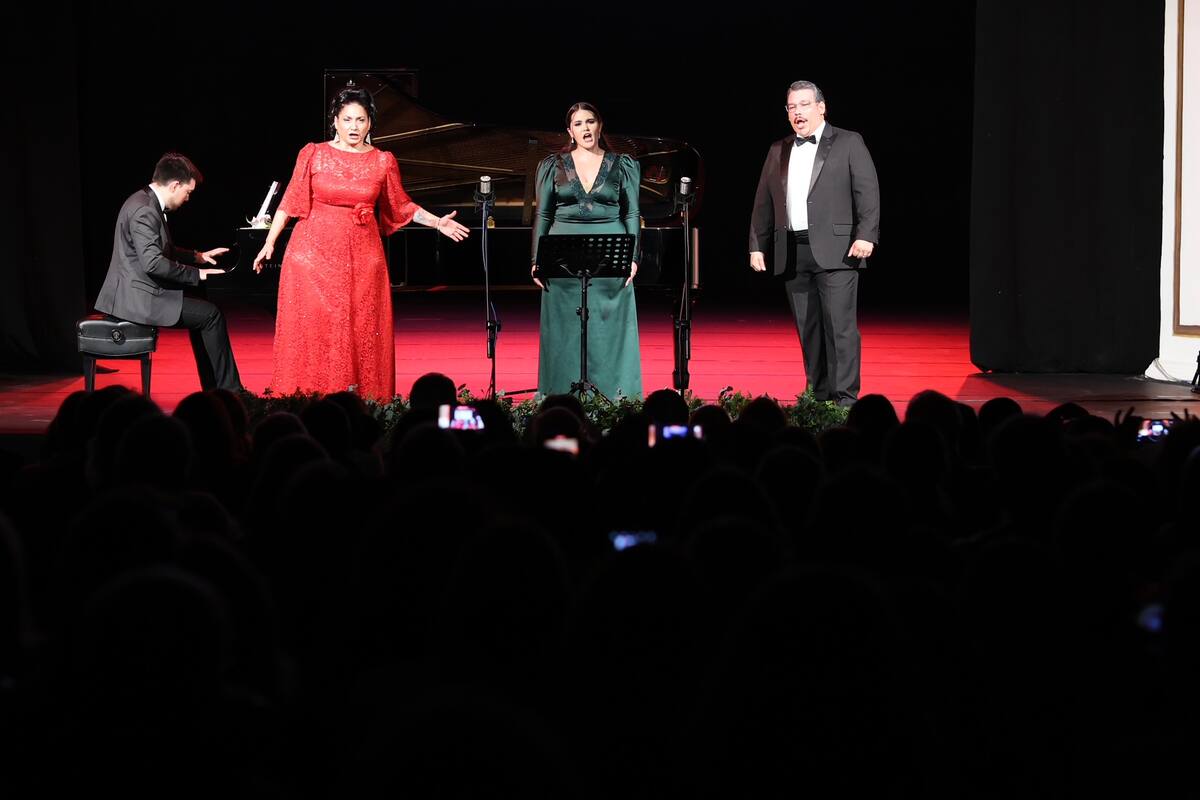 FAOT 2024: ¡Deslumbran en familia! Marybel Ferrales acompañada de su esposo e hija cantaron en la quinta Noche de Gala