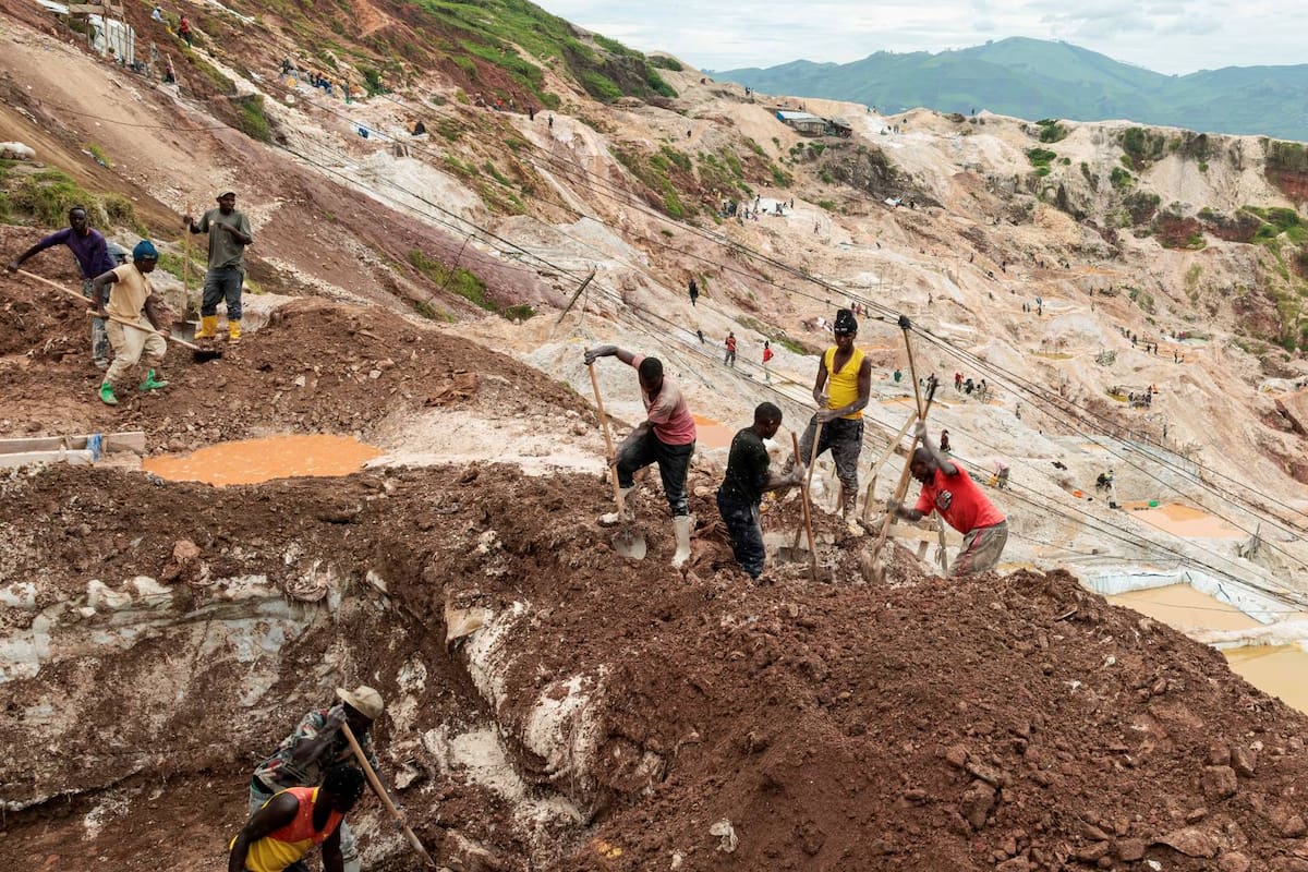 200 muertos entre ellos niños y mujeres luego que una mina de coltán al este del Congo se derrumbara; Rubaya es un punto estratégico para el mercado global