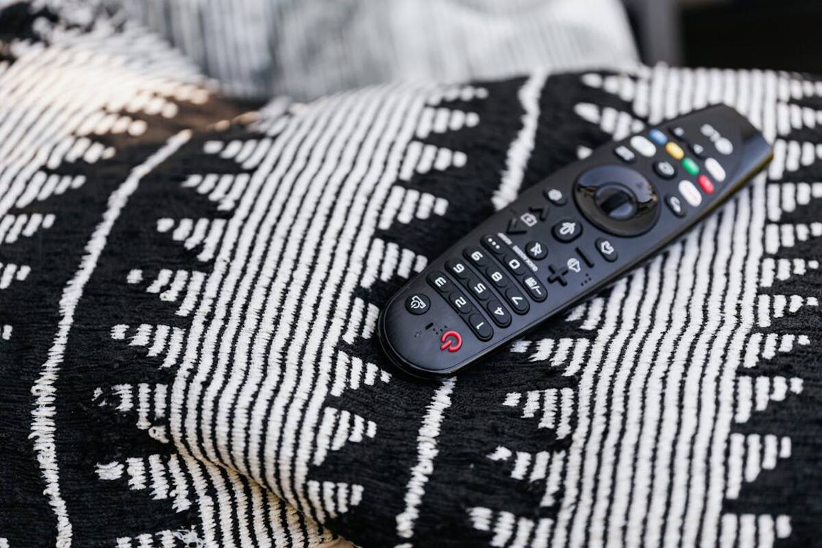 Funciones de los botones de colores del control de la TV | Foto: Pexels