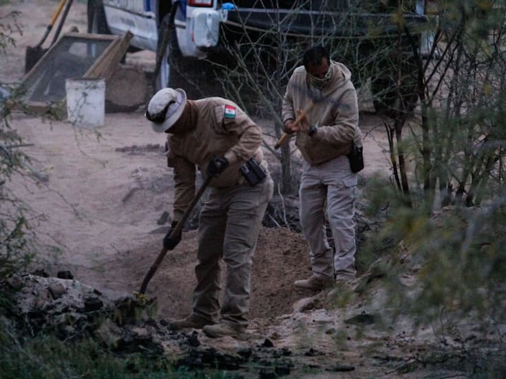 Sube a 18 los cuerpos hallados en fosas del valle de Mexicali ; continúan búsquedas