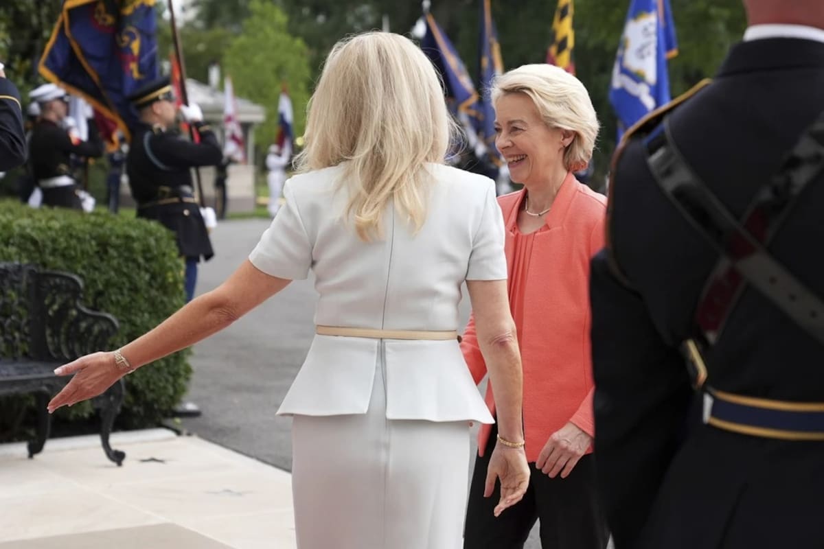 Llega presidenta de la Unión Europea, Ursula Von der Leyen, a la Casa Blanca. | Crédito: AP