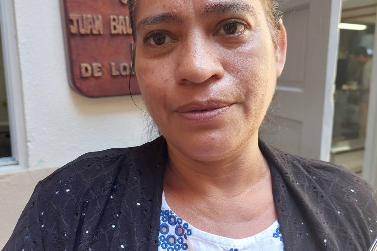 Encuentra familia salvadoreña seguridad en la frontera