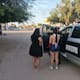 Creyó que le habían robado el automóvil, pero la Policía lo encontró en su propia casa