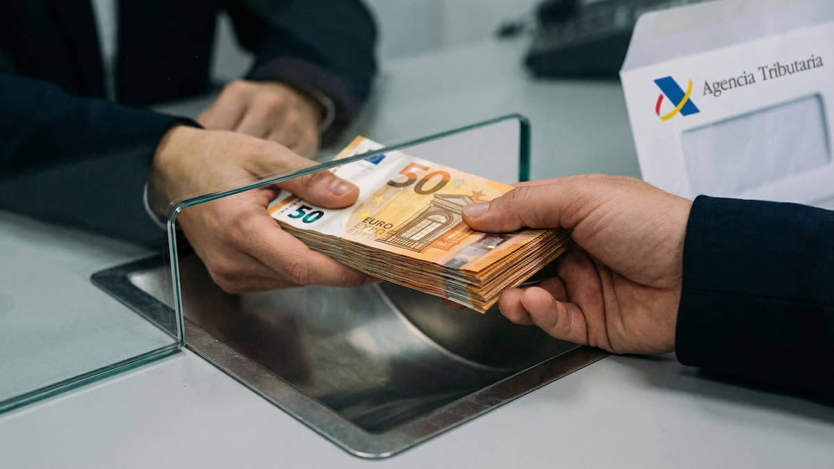 Las transacciones que superen los 3,000 euros en efectivo son reportadas automáticamente a las autoridades fiscales para verificar su procedencia. (Foto: Ilustrativa / Archivo).
