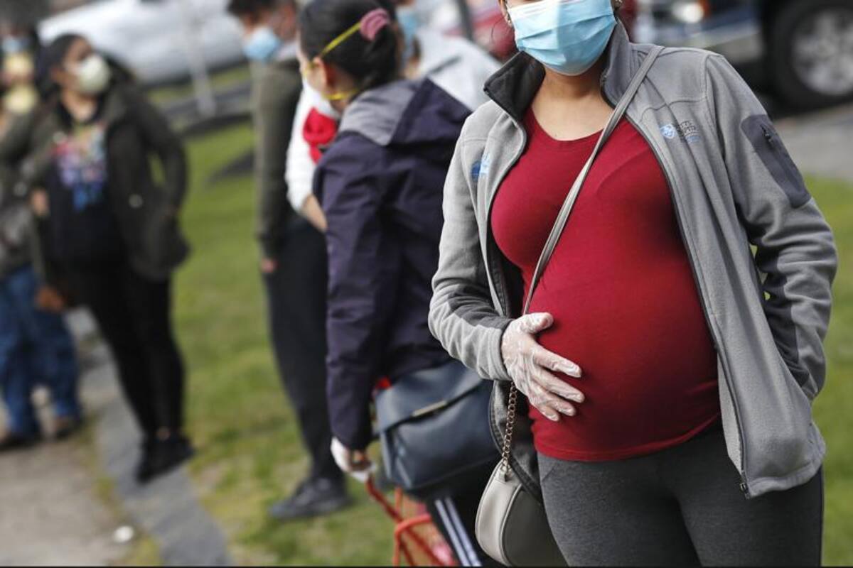 El CDC de Estados Unidos recomienda a embarazadas aplicarse la vacuna contra el covid-19