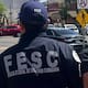 Detienen a dos exagentes de la Policía Municipal; enfrentan investigaciones por delitos graves