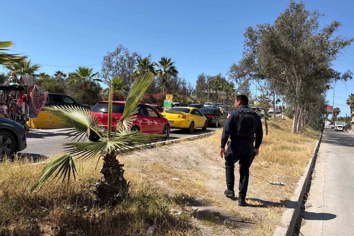 Aseguran a 22 personas por faltas administrativas durante operativos preventivos en garitas internacionales