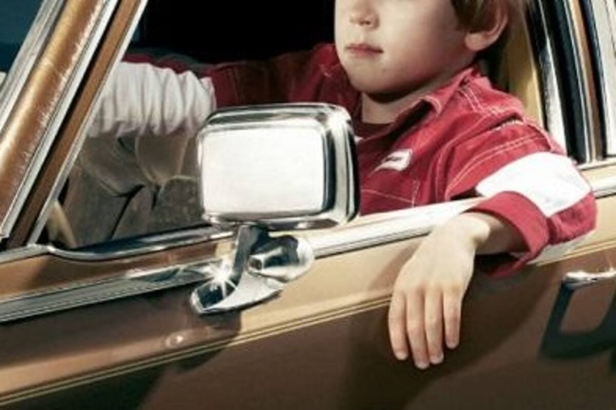 Niño de 12 años roba el carro de su padre con su prima de 7 años