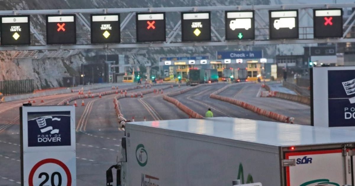 Tras el anuncio de un paro indefinido de transportistas desde el 26 de octubre, Segob llama a evitar afectaciones a la ciudadanía y las mercancías