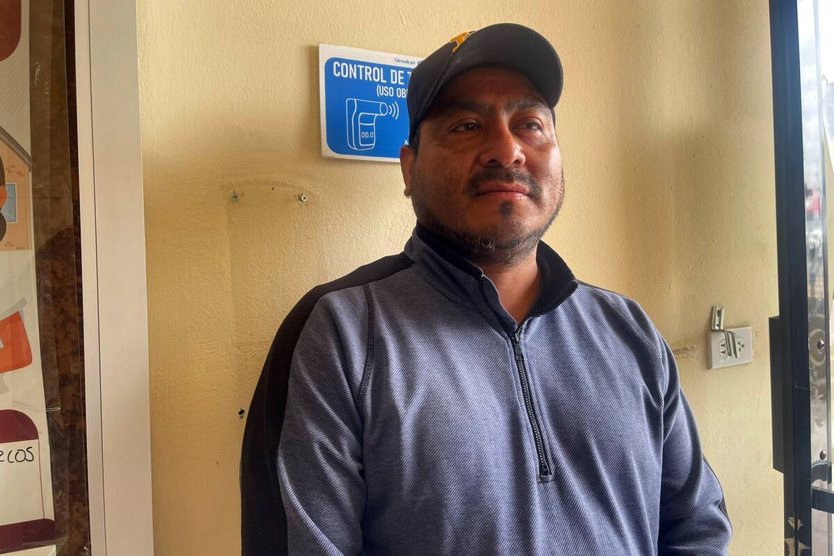 Hombre denuncia a policías de Rosarito por llevarse su vehículo sin razón