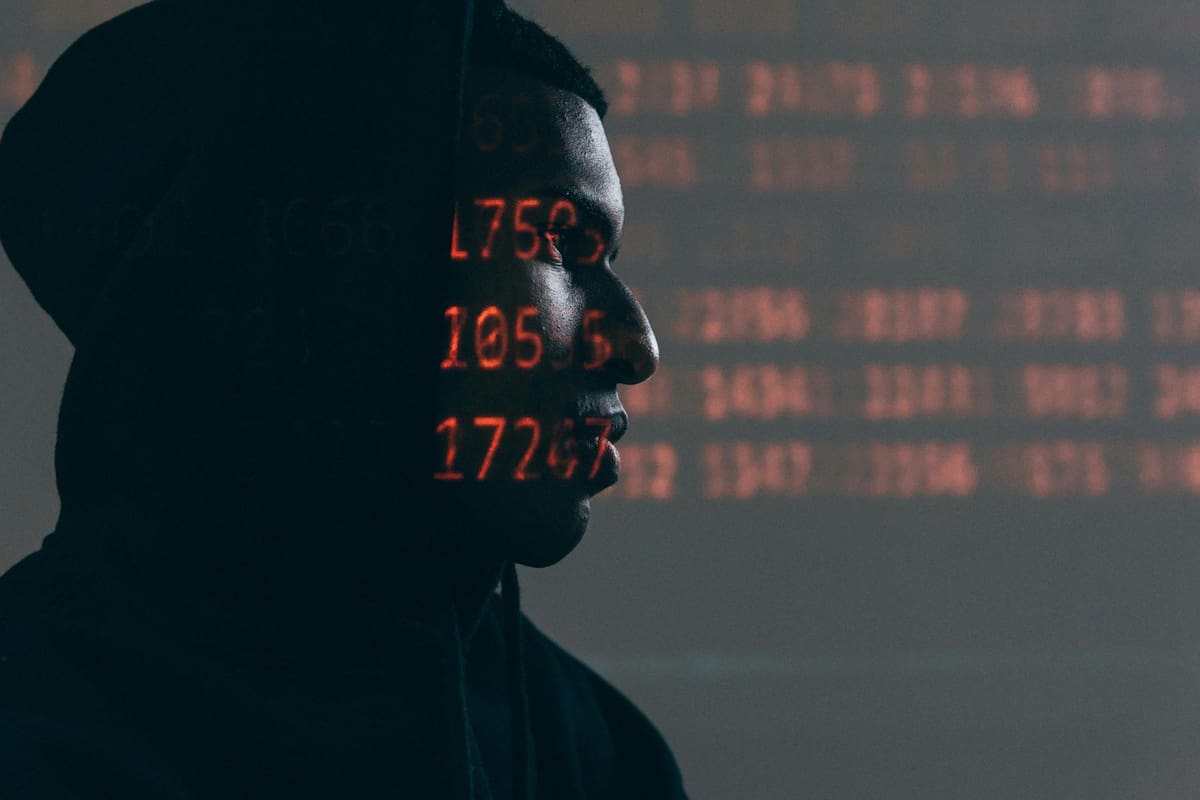 Filtraciones masivas en el SAT e IMSS exponen datos personales de 36 millones de mexicanos tras ataques del grupo “Chronus”, elevando el riesgo de fraude fiscal y suplantación de identidad por el uso de inteligencia artificial