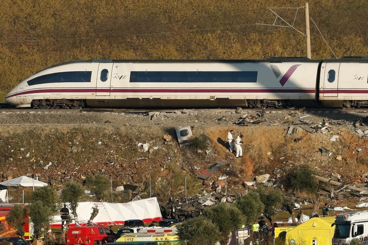 Sigue desaparecido mexicano víctima del choque de trenes en España