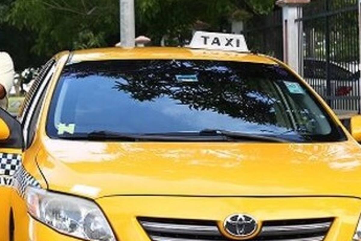 Monterrey: Le negaron atención médica y dio a luz en un taxi
