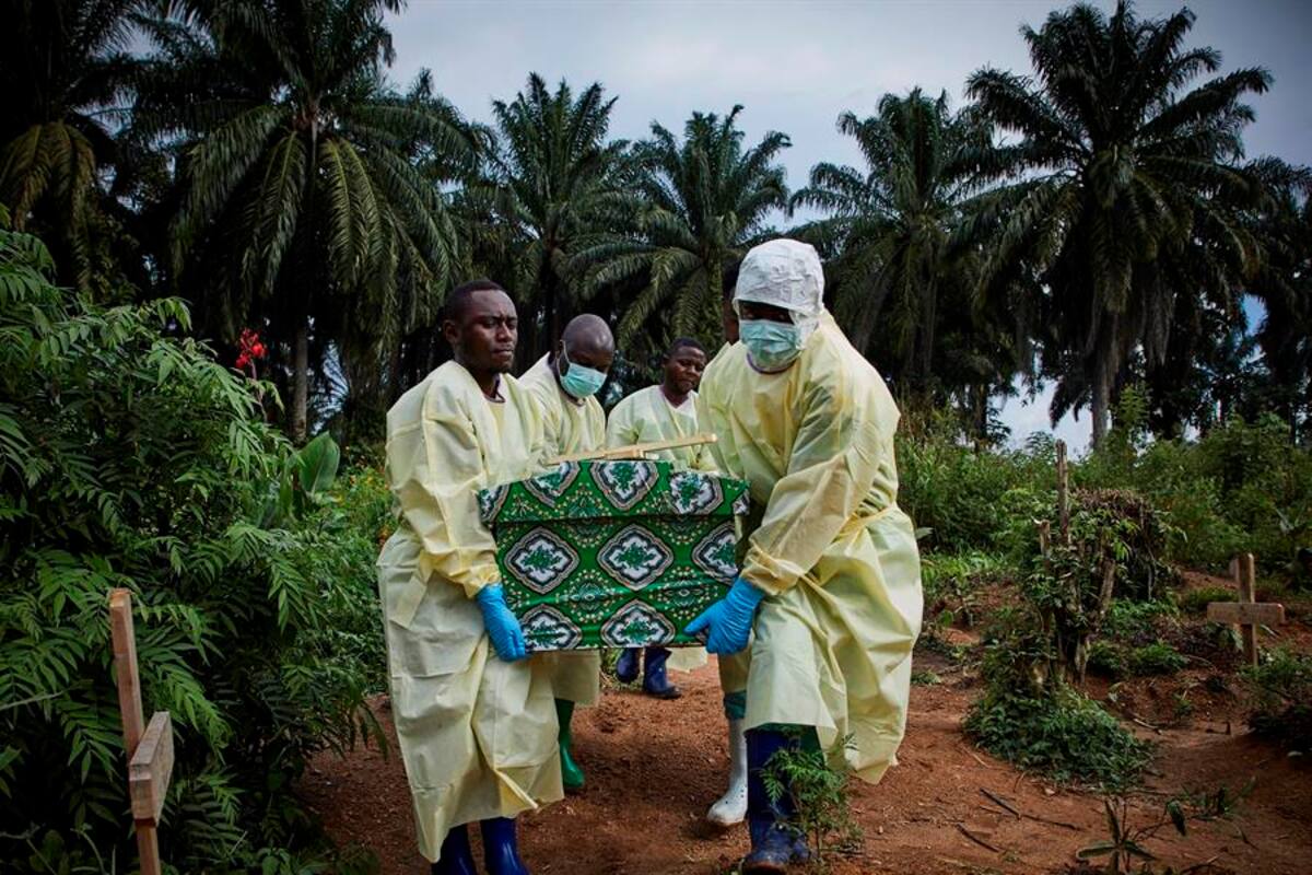 La OMS confirma un caso de ébola, que impide declarar el fin del brote en RD Congo