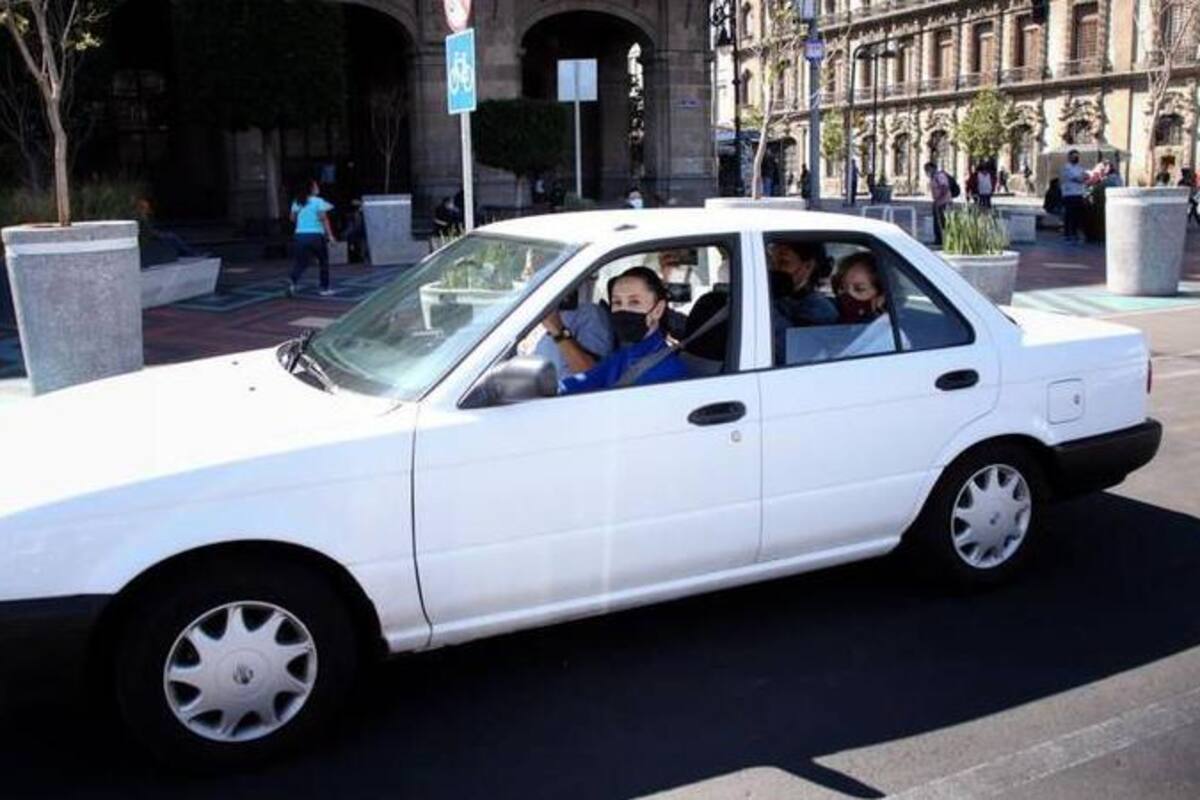 Tsuru eléctrico probado por Claudia Sheinbaum "pone a temblar" a Tesla