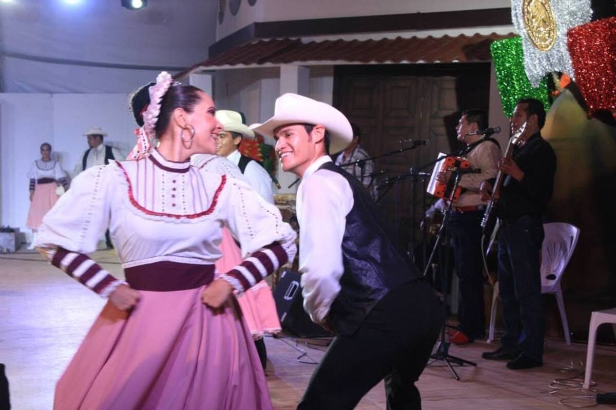 Juan Carlos encontró en el baile una forma de expresarse
