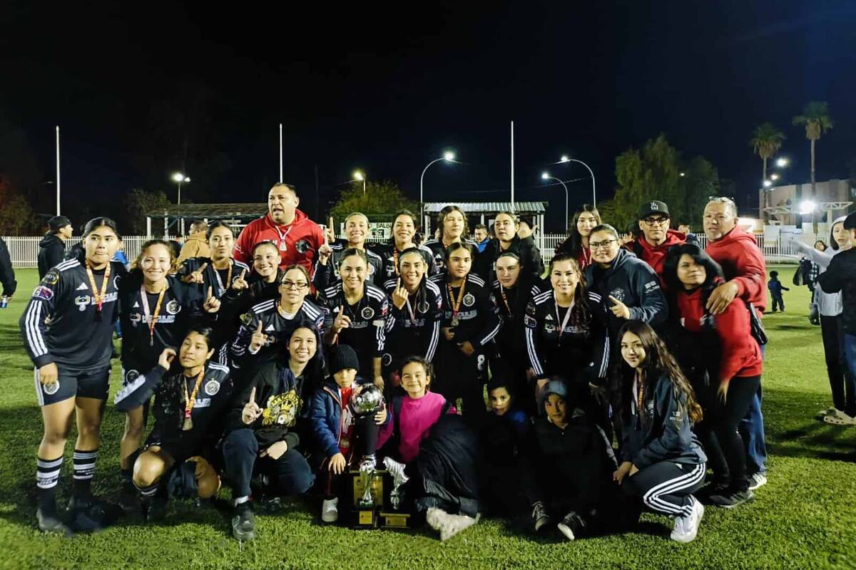 Manchester Vera se coronó en la Liga Universitaria de Fútbol Femenil