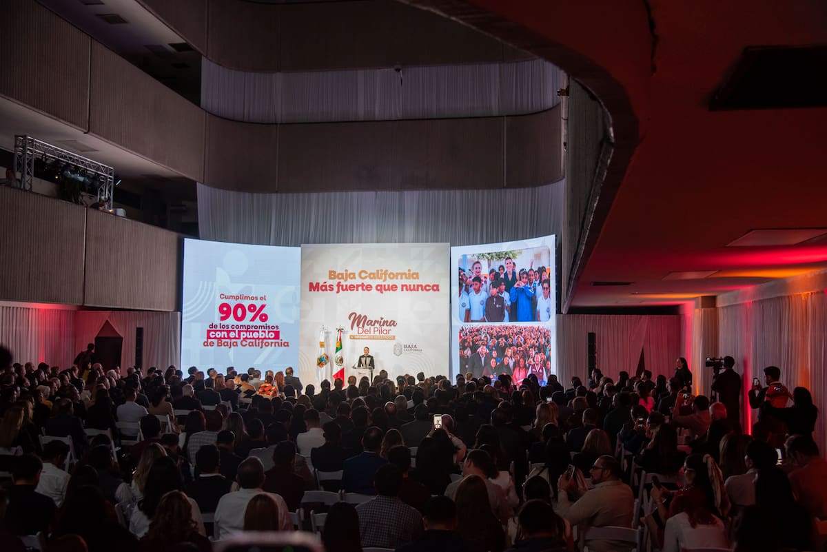 La gobernadora destacó logros en bienestar social, seguridad, infraestructura y apoyo histórico a las mujeres con programas como la Tarjeta y el Transporte Violeta. Foto: Cortesita