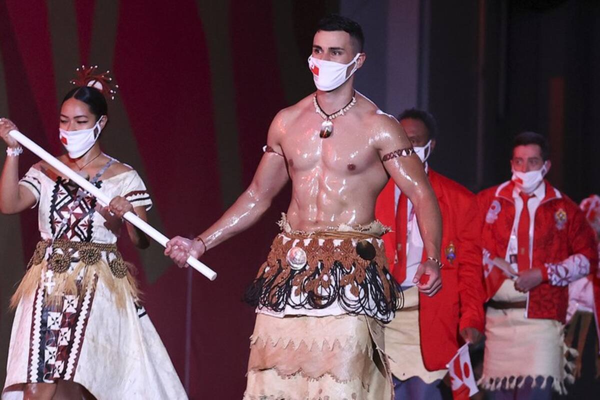 Tokio: Pita Taufatofua, el atleta de Tonga que se robó de nuevo la atención en la apertura de los Juegos Olímpicos