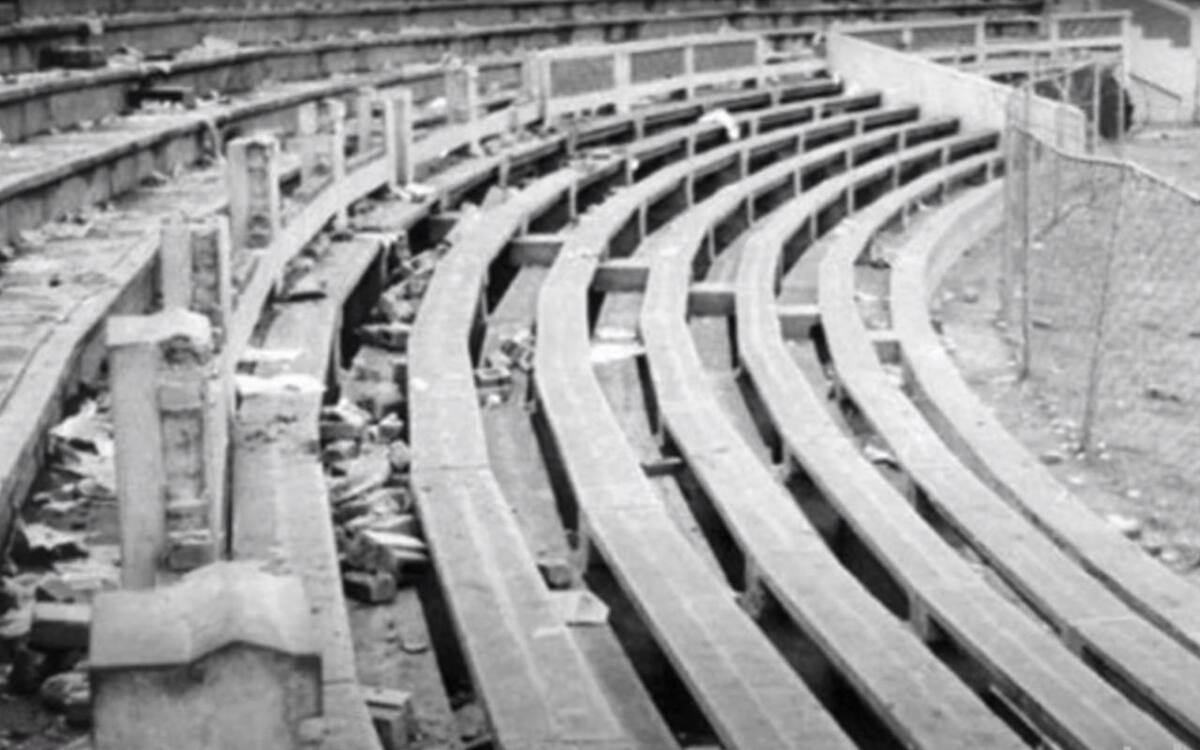 En 1964, un partido de fútbol en Perú se volvió trágico con una estampida que dejó más de 300 muertos. Un evento devastador en la historia olímpica (YouTube)