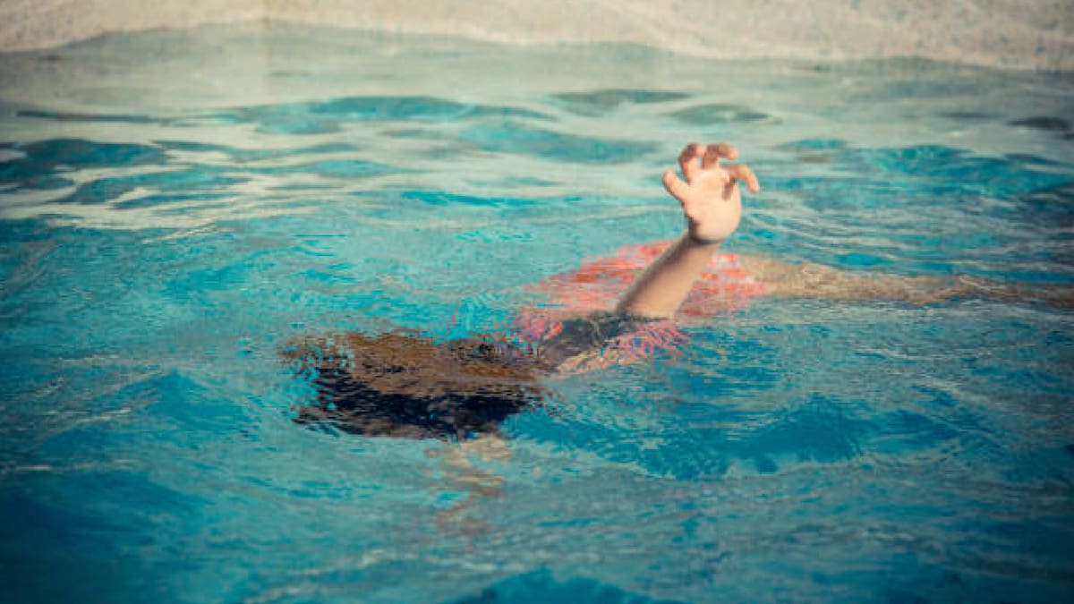 Según la madre del niño, ella se encontraba en la fiesta cuando, al no ver a su hijo por un lapso de dos horas, comenzó a buscarlo. Fue entonces cuando lo encontraron flotando en la alberca del lugar. Foto: Ilustrativa