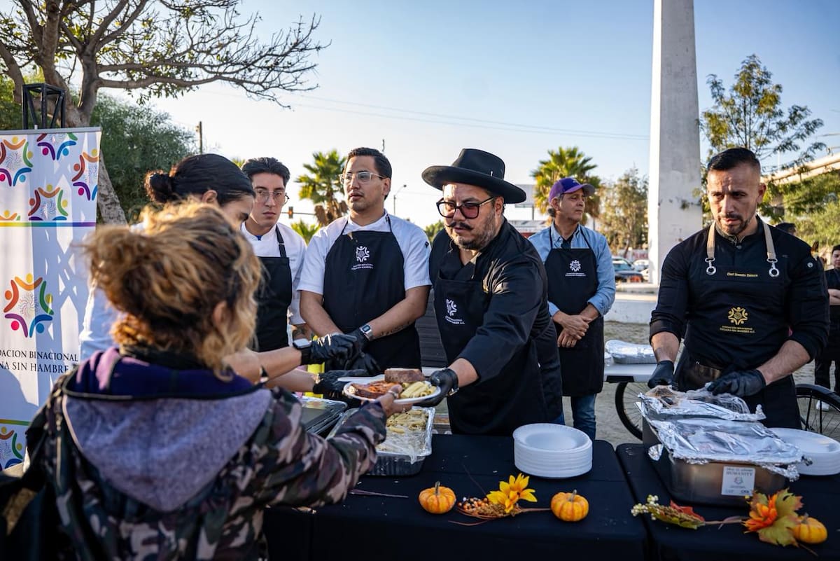 La Fundación Binacional Tijuana Sin Hambre reunió a 30 restauranteros. Foto: Border Zoom