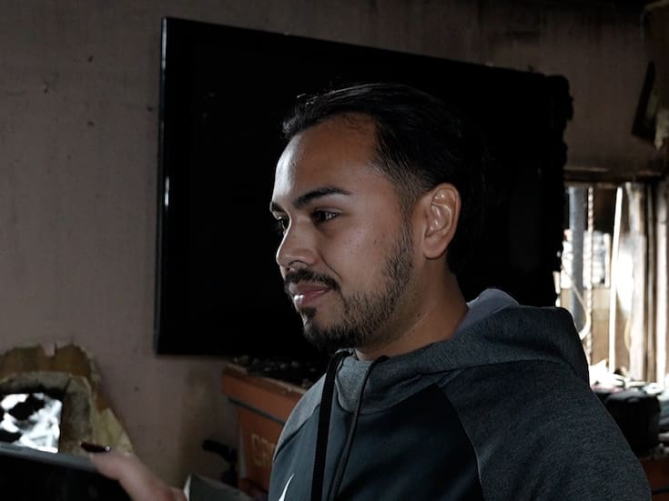 Rescatan del fuego a un vecino