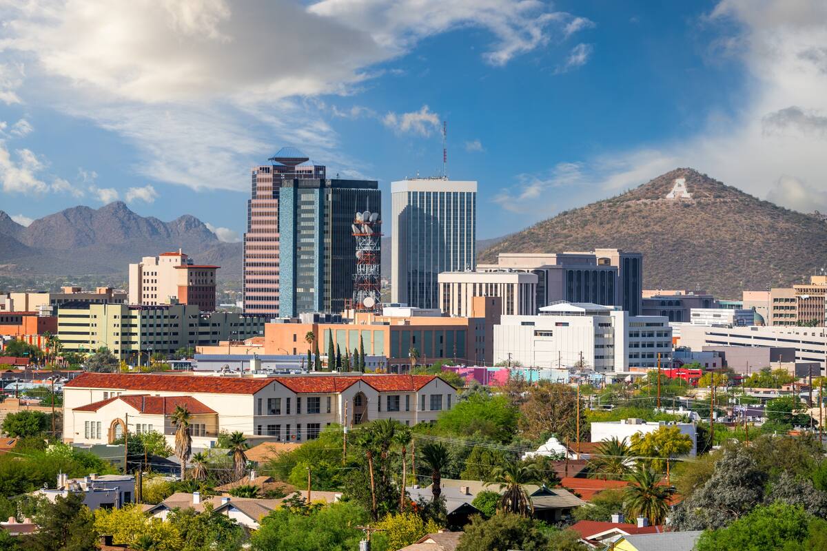 Éstas son las mejores ciudades de Arizona para encontrar trabajo este 2025