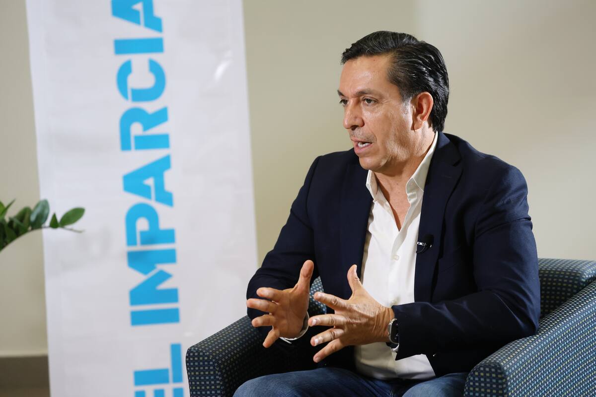 Busca David Figueroa impulsar iniciativas que ayuden a detonar el Plan Sonora