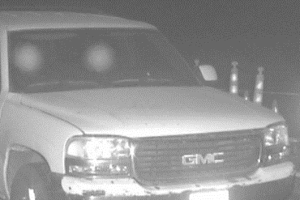 Pareja es detenida en Imperial con auto robado