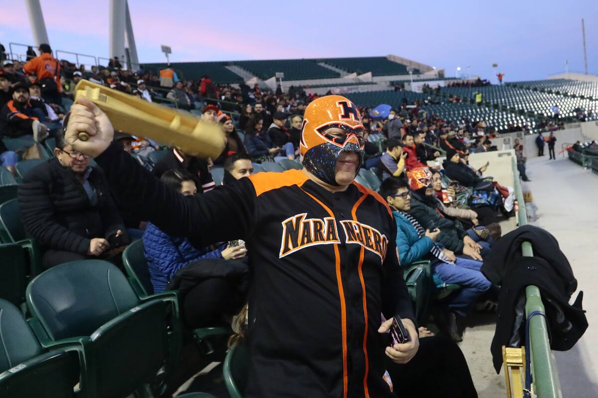 Autoridades dirán si habrá aficionados en el Estadio Sonora: Naranjeros