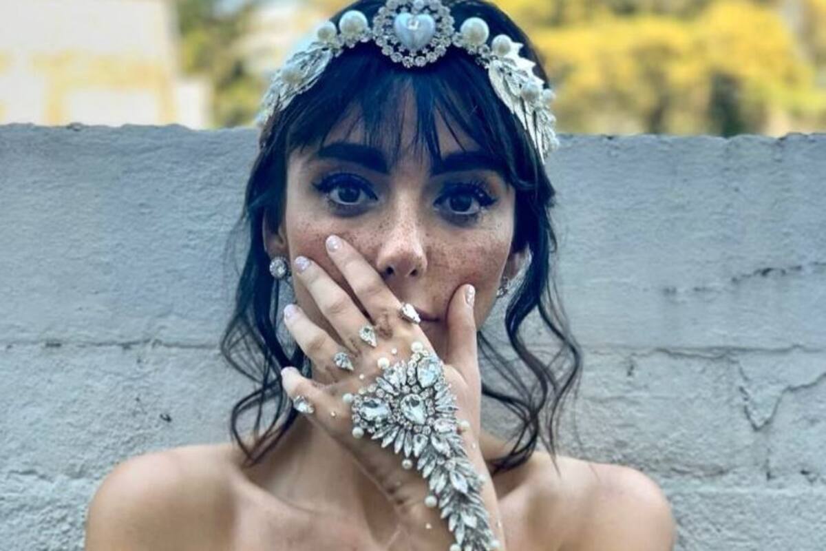 Natalia Téllez se "compromete" con Paulina Goto