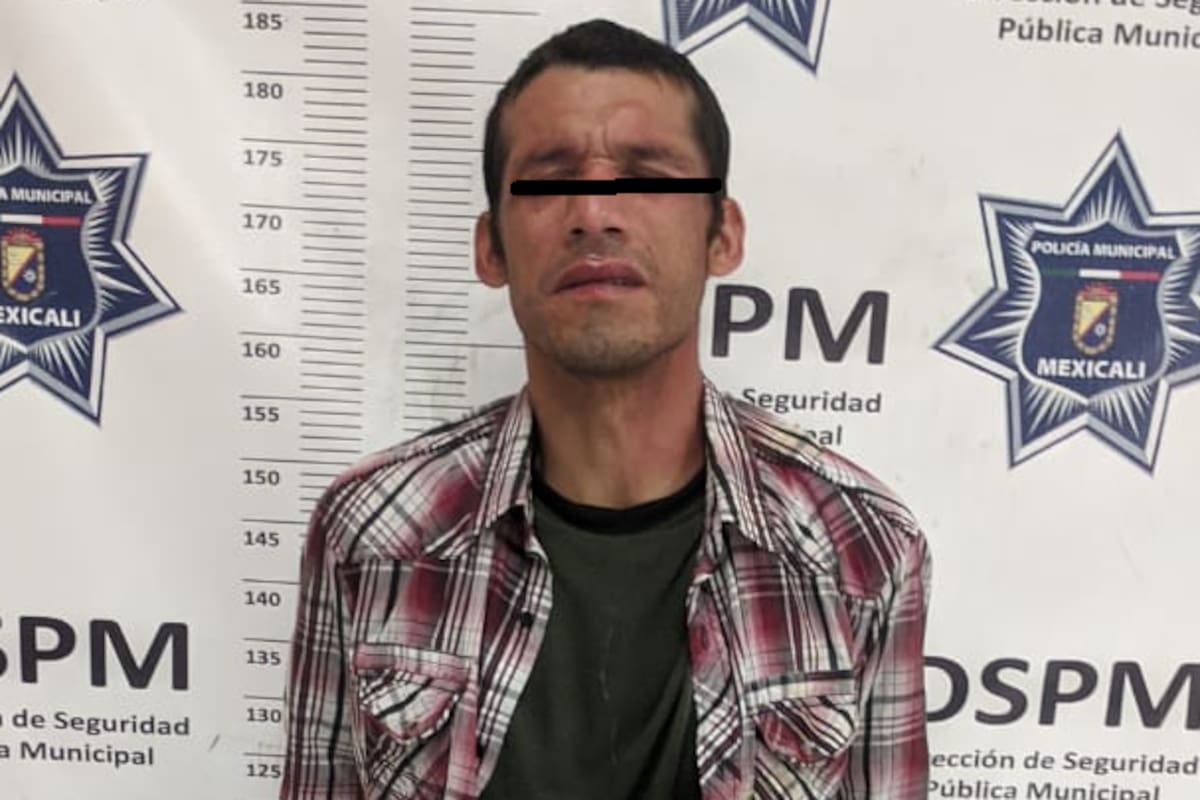 Con gas pimienta frustran asalto en nevería