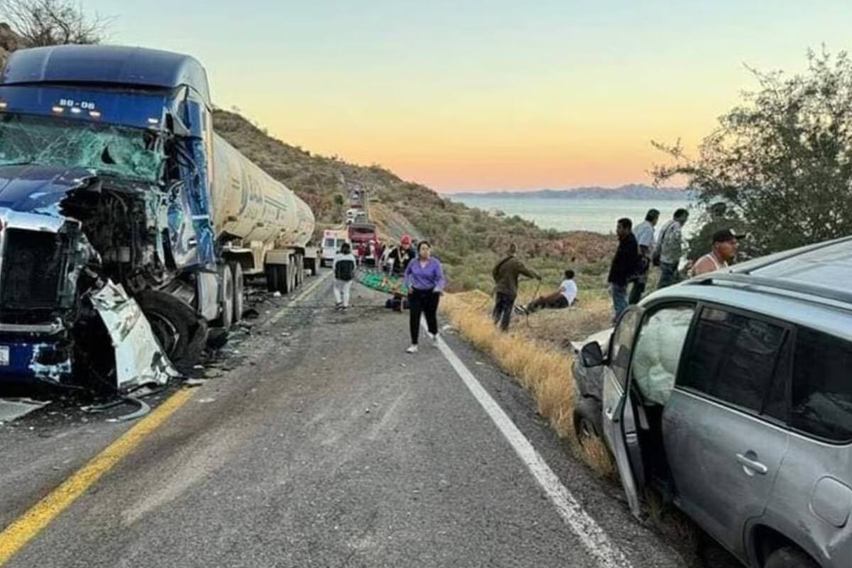 Accidente en Loreto, Baja California Sur: Una mujer fallecida y 46 heridos