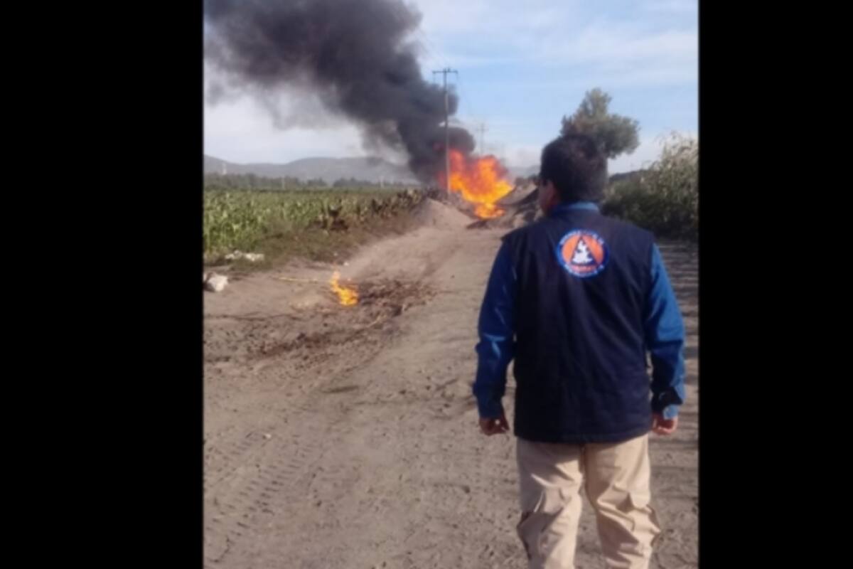 Explota ducto Pemex en Puebla; 6 policías quedan heridos
