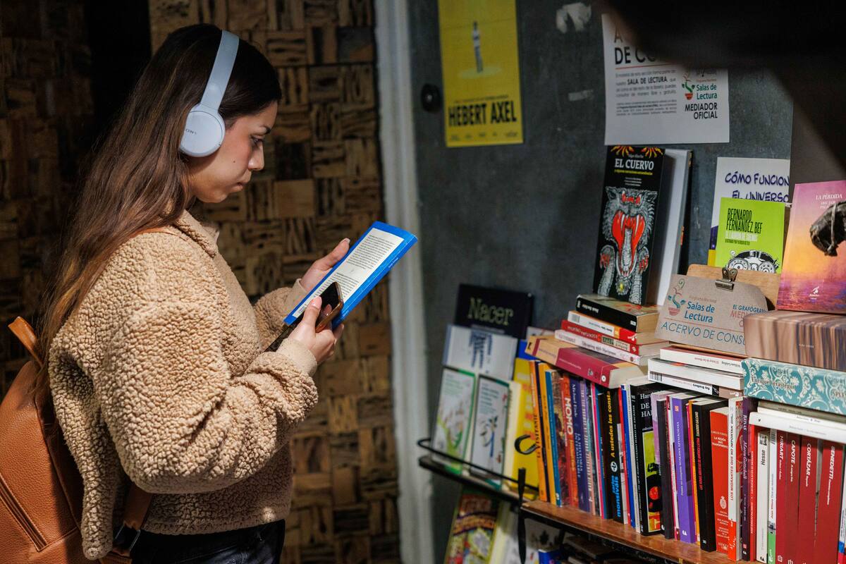 Los lectores serán los más afectados, pues la oferta se reduce a precios inaccesibles para muchos, apuntaron los libreros./ Abdiel Ortega