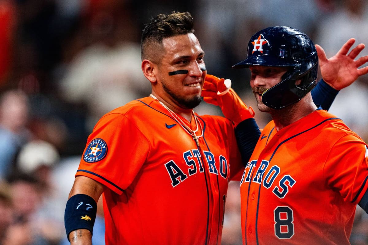 ¡El de la H la vuelve a volar! Isaac Paredes llega a 15 jonrones, produce dos carreras y ayuda a Astros a recuperar el liderato