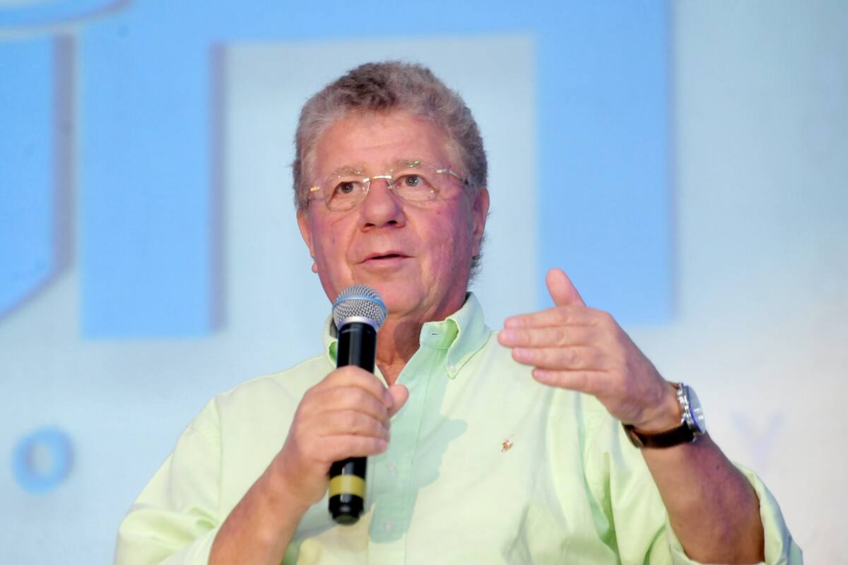 Los 5 ex presidentes fueron mejores que AMLO: Carlos Alazraki