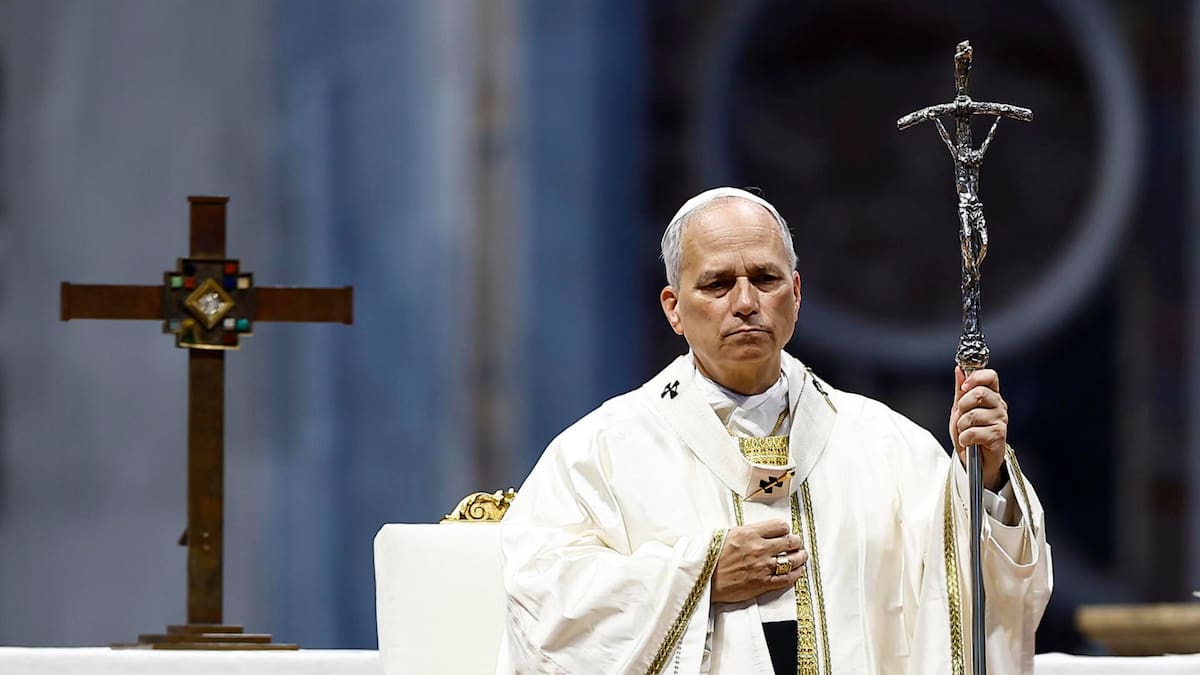 El Vaticano devolvió 62 artefactos indígenas a Canadá, tras más de 100 años en sus colecciones; el papa León XIV entregó los objetos como un “signo de diálogo, respeto y fraternidad”