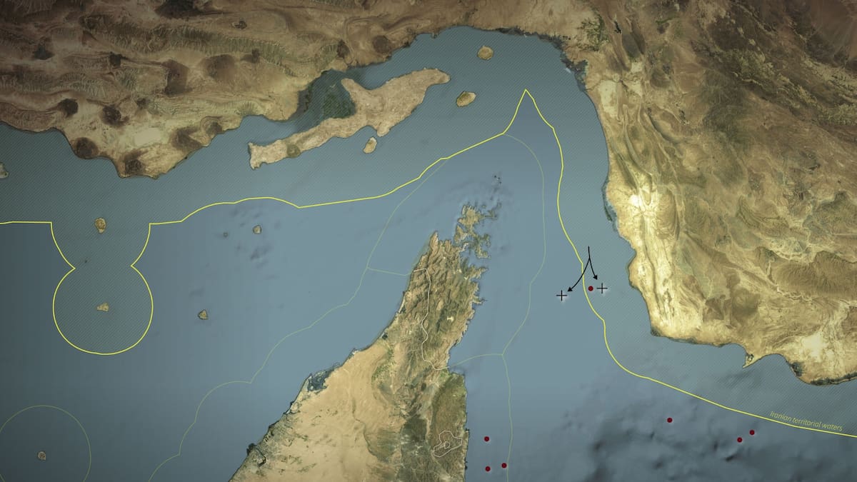 El paso de buques ha sido limitado a países que no respaldan la ofensiva de Estados Unidos e Israel. /Reuters