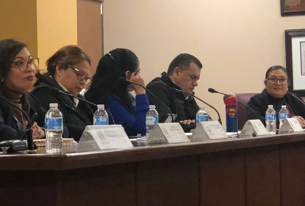 Sesión ordinaria de Cabildo en Rosarito.