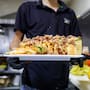 La tradición e innovación marcan el sabor de los rollos de sushi en Mexicali