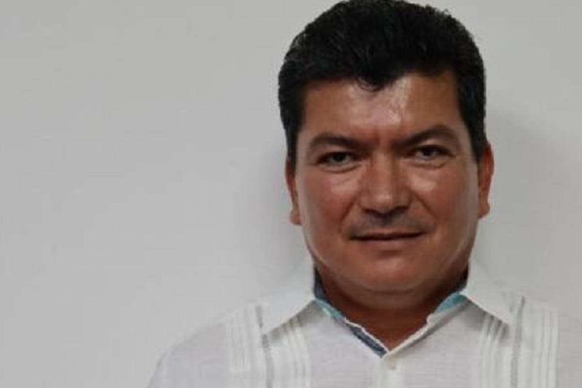Se entrega en EU exjefe de la Policía de Investigación de Sinaloa señalado por vínculos con “Los Chapitos”