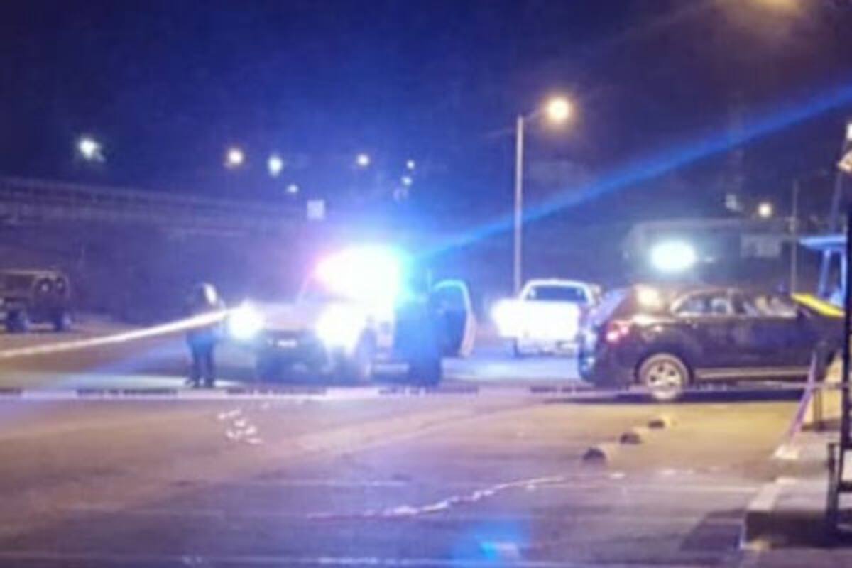 Encuentran a hombre sin vida afuera de vehículo en Rosarito